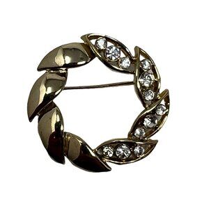 Vintage Brooch‎ Gold Tone Clear Crystal Round Wreath Pin